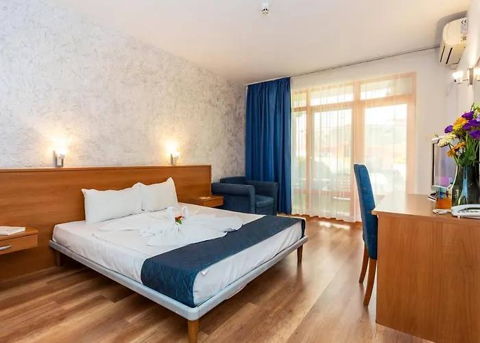 Complex Sunrise By Hmg Napospart