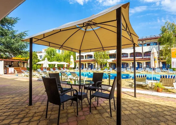 Complex Sunrise By Hmg