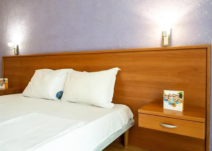 Complex Sunrise By Hmg Szálloda 3*