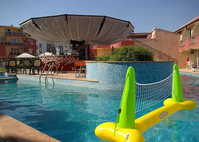 Complex Sunrise By Hmg Szálloda 3*