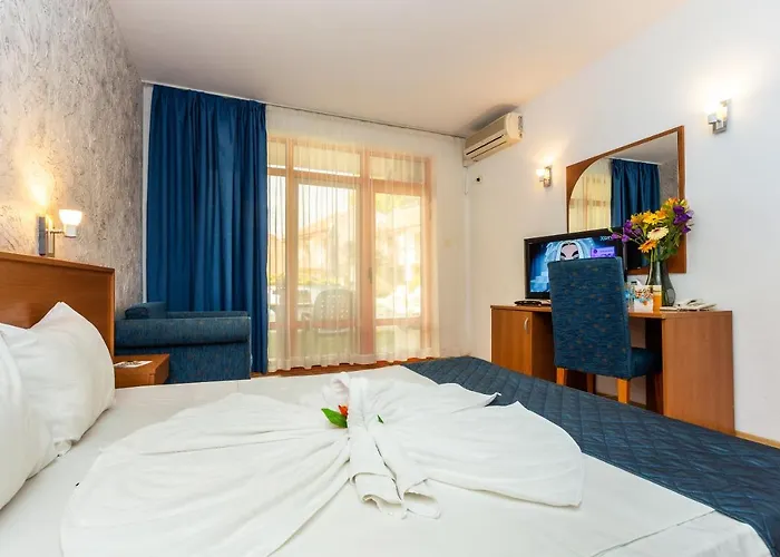 Complex Sunrise By Hmg Отель